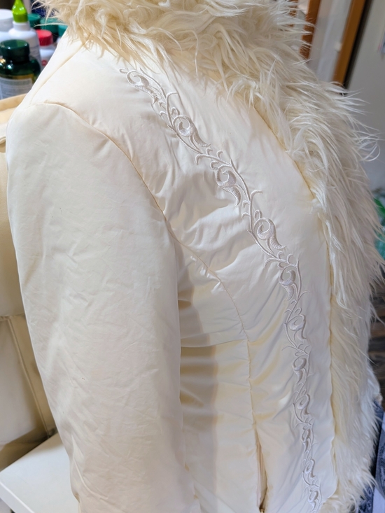 Basic Editions Cream Lightweight Jacket L/G - Picture 4 of 5